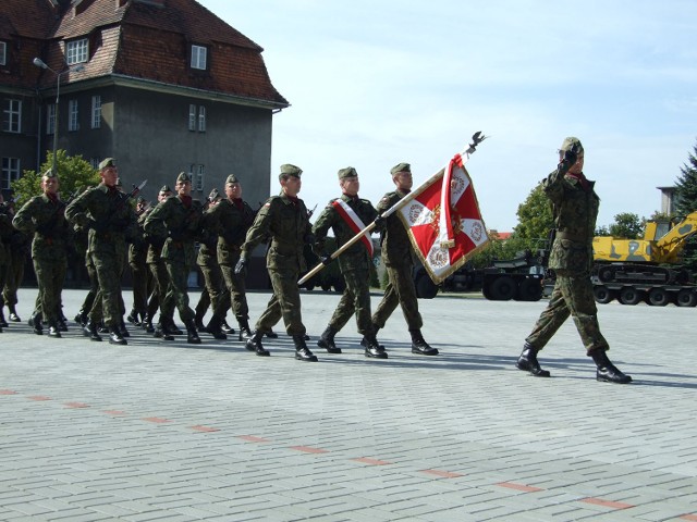 Żołnierze 16. Jarocińskiego Batalionu Remontu Lotnisk Święto Wojska Polskiego obchodzili w piątek obchody Święta Wojska Polskiego.
