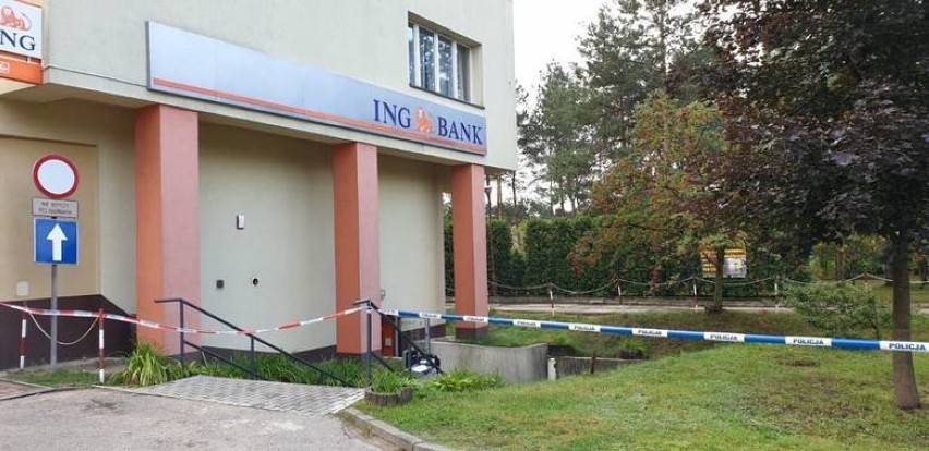 Bankomat w Poraju wysadzony. Do zuchwałej kradzieży doszło w nocy przy Urzędzie Gminy