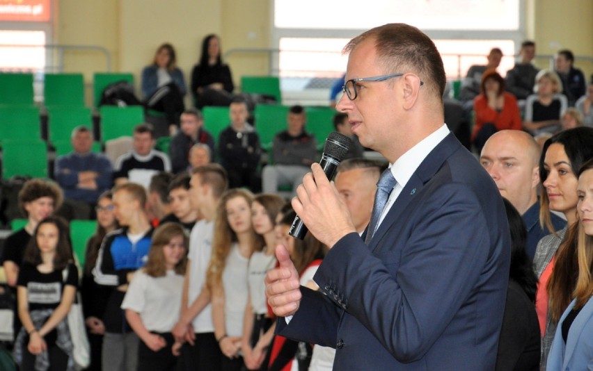 W hali Przemyskiego Ośrodka Sportu i Rekreacji rozpoczęła...