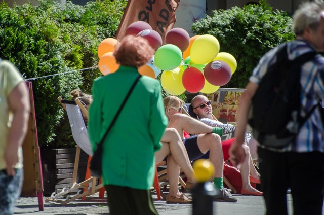 Plac się bawi. Tak wyglądał pierwszy Dzień Sąsiada na Placu Zbawiciela [FOTO]