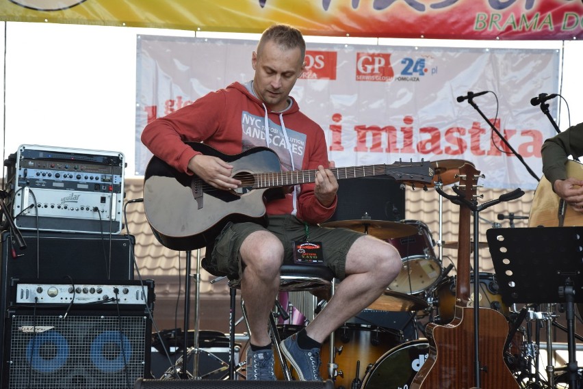 Rock nad Wołczycą. Niezwykły festiwal muzyczny nad jeziorem w Wołczy Wielkiej (FOTO)