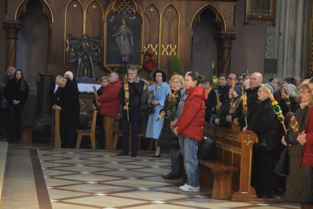 Na Niedzielę Palmową w radomskiej katedrze przyszło wiele osób