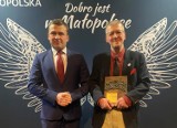 Powiat tarnowski. Tomasz Wantuch nagrodzony w prestiżowym konkursie "Pamięć i Tożsamość". Historia lokalna to wielka pasja tuchowianina