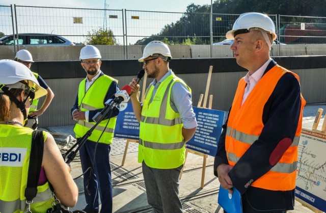 Konsultacje społeczne w sprawie funkcjonowania komunikacji miejskiej po budowie trasy tramwajowej na ul. Kujawskiej potrwają od piątku, 18 września do 10 października