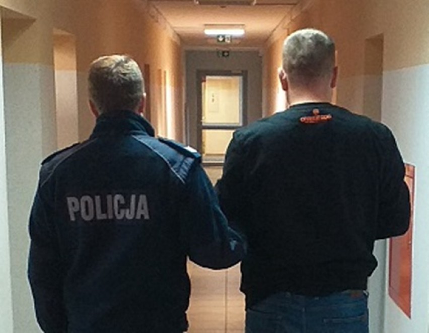 Pruszcz Gdański. Przewoził 2 kg narkotyków. 36-latka zatrzymali policjanci. Na rynek nie trafi prawie 7 tysięcy porcji narkotyku