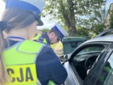 W gm. Sławno 61-latek dostał od policji 18 punktów karnych i dwa mandaty - 1700 zł. Zobacz zdjęcia