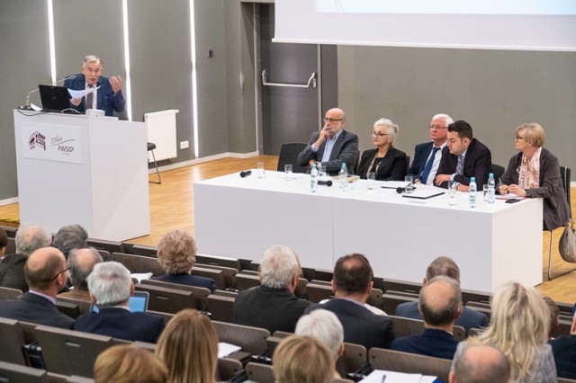 Na PWSIiP w Łomży odbyła się debata Polskie Akademii Nauk.