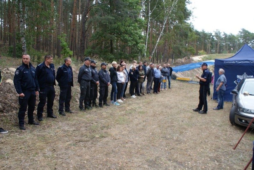 Zawody w strzelaniu sportowym o puchar Komendanta Powiatowego Policji w Łęczycy [ZDJĘCIA]