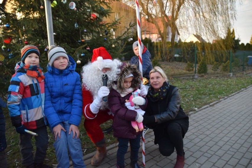 Także w gminie Tczew pojawił się Mikołaj. W sobotę zawitał do Rokitek [ZDJĘCIA]