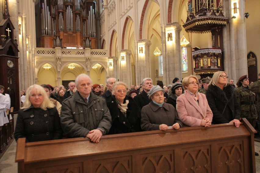 Obchody pamięci Żołnierzy Wyklętych w Łodzi. Msza św. w katedrze [ZDJĘCIA]