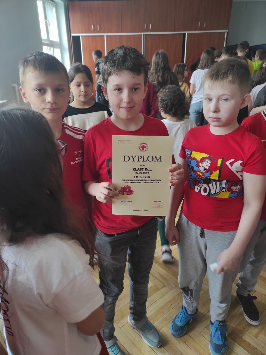 Światowy Dzień Czerwonego Krzyża obchodzono w PSP 4 w Radomsku 