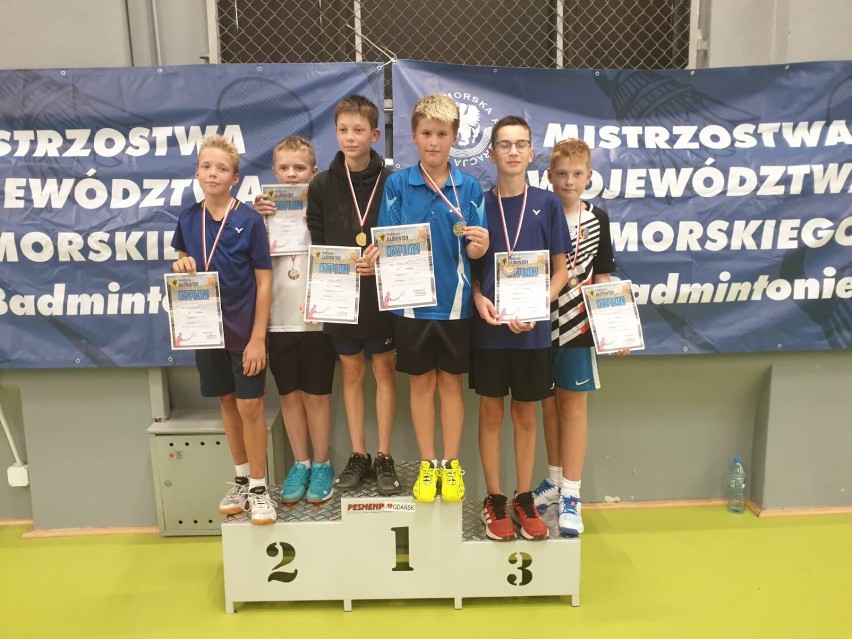 Dziewięć medali dla badmintonistów z Bytowa podczas Mistrzostw Województwa Pomorskiego w Gdańsku