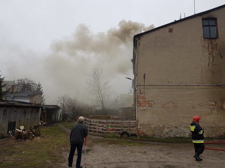 Pożar na Śląskiej w Łodzi. Ewakuowano mieszkańców [ZDJĘCIA]