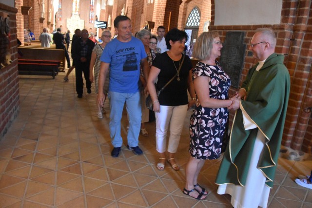 Ks. Zbigniew Kobus pożegnał się z wiernymi parafii katedralnej podczas wieczornej mszy świętej.