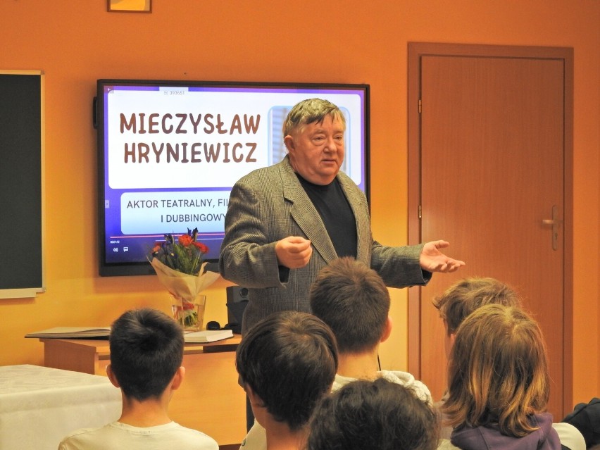 Mieczysław Hryniewicz spotkał się w Kaźmierzu z młodzieżą z...