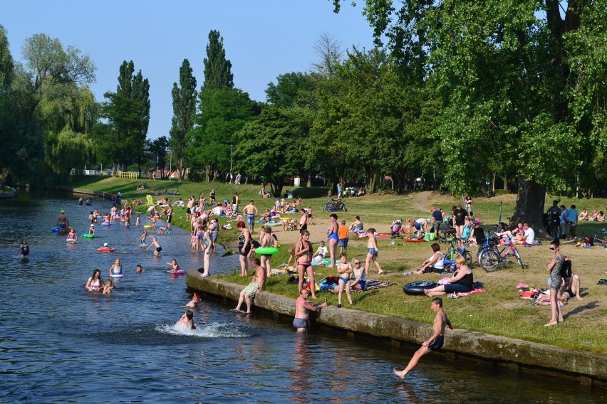 Powiat gdański: Tu można się kąpać! Kąpielisko i miejsca przeznaczone do kąpieli