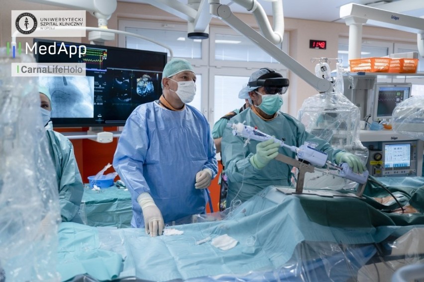W USK w Opolu przeprowadzono zabieg na sercu z użyciem hologramu. To druga taka operacja na świecie!