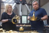 Renowacja sarkofagów królewskich z Wawelu  w pracowni Agnieszki i Tomasza Trzosów w Tychach ZDJĘCIA