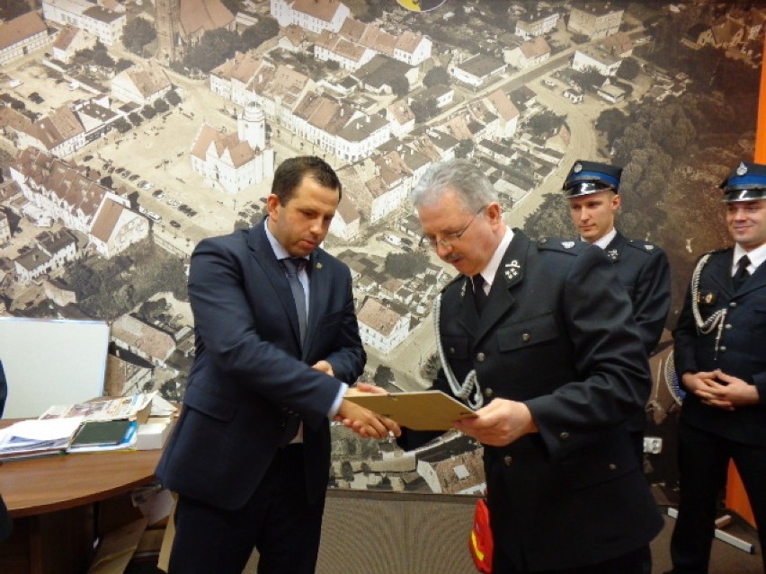 Strażacy OSP z Pawłowa Trzebnickiego dziękowali