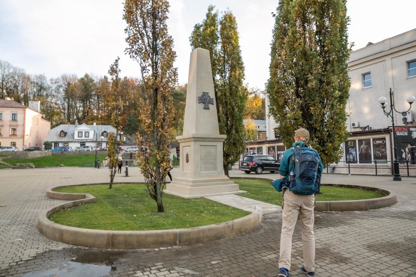 30.10.2018 krakow 
plac niepodleglosci  podgorze obelisk...