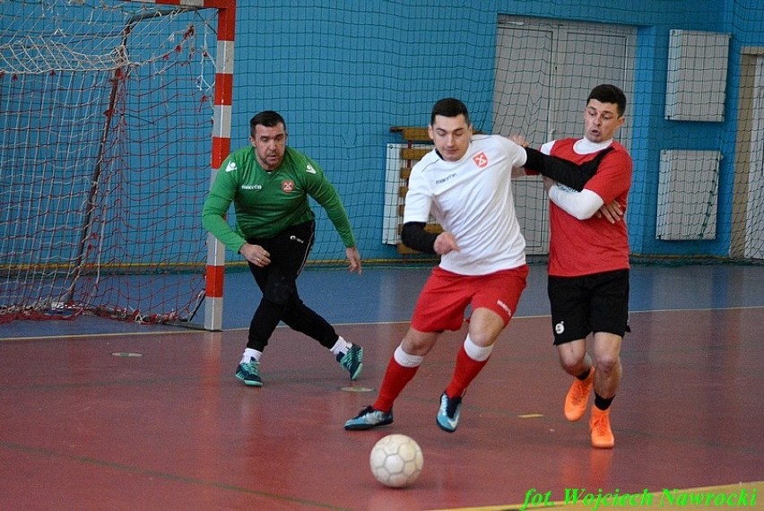 Wyniki 5. kolejki rundy mistrzowskiej IX edycji Choceńskiej Ligi Futsalu [zdjęcia]