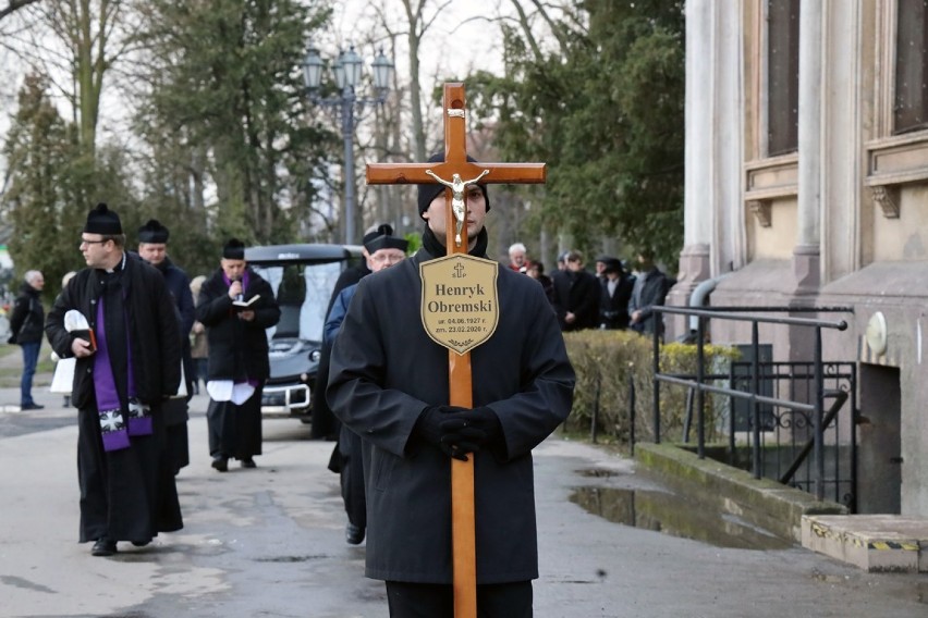 Ostatnia droga Henryka Obremskiego w Legnicy [ZDJĘCIA]