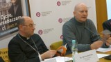 Daniel opowiedział o księdzu, który zgwałcił go ponad 200 razy. Przerażająca historia na Konferencji Episkopatu Polski