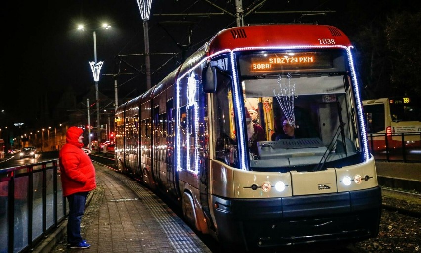 Już 6 grudnia wyjdą dwa wyjątkowe tramwaje; jeden...
