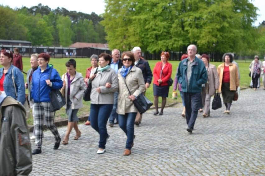 Muzeum Stutthof. Wzruszenie, łzy i apel o pamięć w 70 rocznicę wyzwolenia