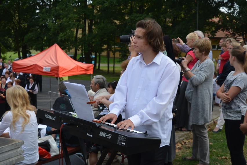 Koncert na 966 głosów z okazji 1050 rocznicy chrztu Polski w Koźminie Wlkp. [ZDJĘCIA]