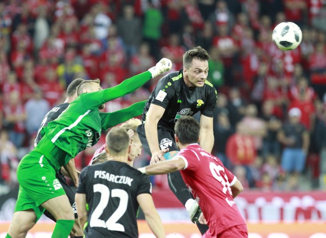 W sobotę Widzew lub PGE GKS Bełchatów może być liderem