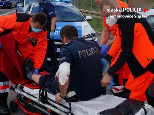 Pościg za 29-latkiem w Siemianowicach Śląskich. Uciekinier potrącił dwóch policjantów. Przesuwaj za pomocą strzałki lub gestu, by zobaczyć kolejne zdjęcie