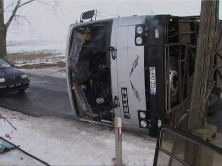 Pasażerowie tego autobusu, którzy zeznawali wczoraj przed sądem mieli wiele szczęścia. Nikt z nich nie doznał poważniejszych obrażeń.