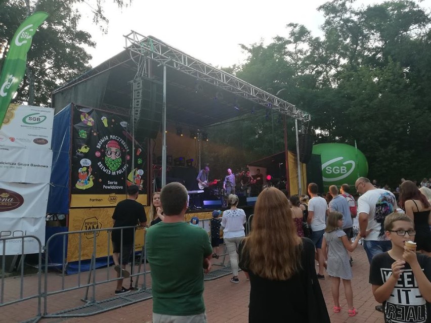 W Powidzu trwa Jam Festiwal. Cztery dni zabawy, plaża i mnóstwo muzyki