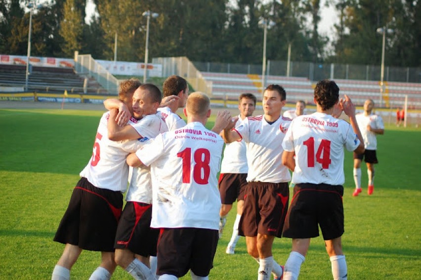 Ostrovia i Centra wygrały swoje mecze. Ostrowska ekipa znów liderem III ligi