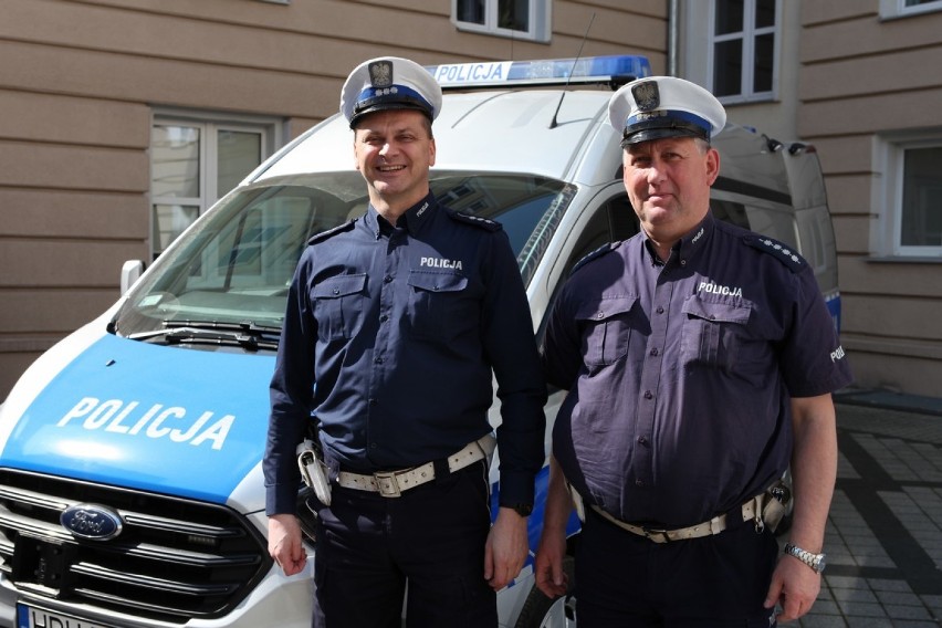 Nowe samochody wielkopolskich policjantów. Radiowóz trafił również do grodziskiej komendy! 