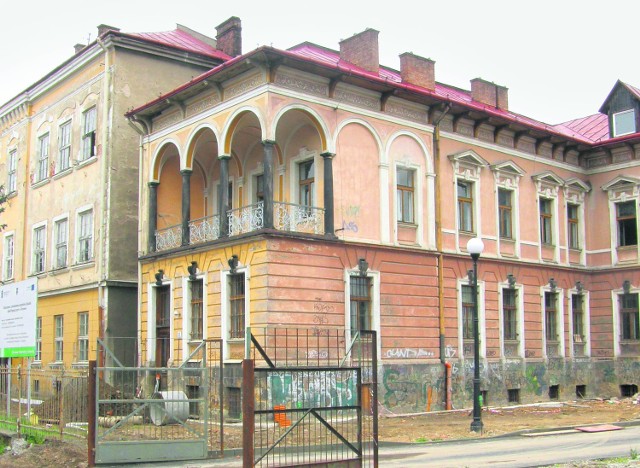 Prace w obiekcie liczącym ponad sto lat trwają. Finał wielkiego remontu zaplanowano na najbliższą wiosnę