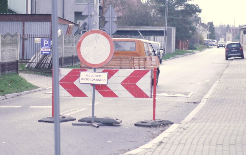 Zakaz ruchu na ul. Stara Droga w Radomsku nie jest respektowany? Policja sprawdza