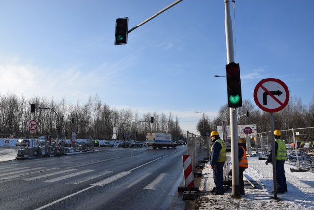 Budowa układ drogowego dla Galerii Libero. Od 17 stycznia na skrzyżowaniu Kościuszki i Kolejowej obowiązuje nowa organizacja ruchu