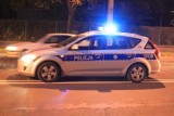 Policjanci z Suwałk zatrzymali pijaną kobietę tańczącą... między tirami