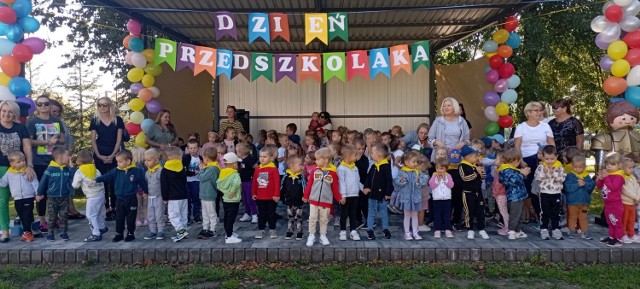 Ogólnopolski Dzień Przedszkolaka w Przedszkolu numer 1 w Jędrzejowie był bardzo udany. Zobaczcie jak się bawiono na kolejnych zdjęciach