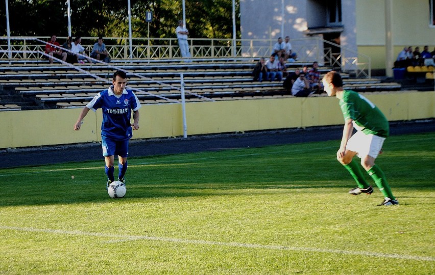 Sparta Szamotuły wygrywa na własnym boisku z Patrią Buk 2:0.