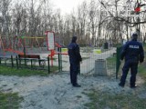 Policja z Sosnowca sprawdza, czy mieszkańcy nie łamią zakazów wychodzenia z domu