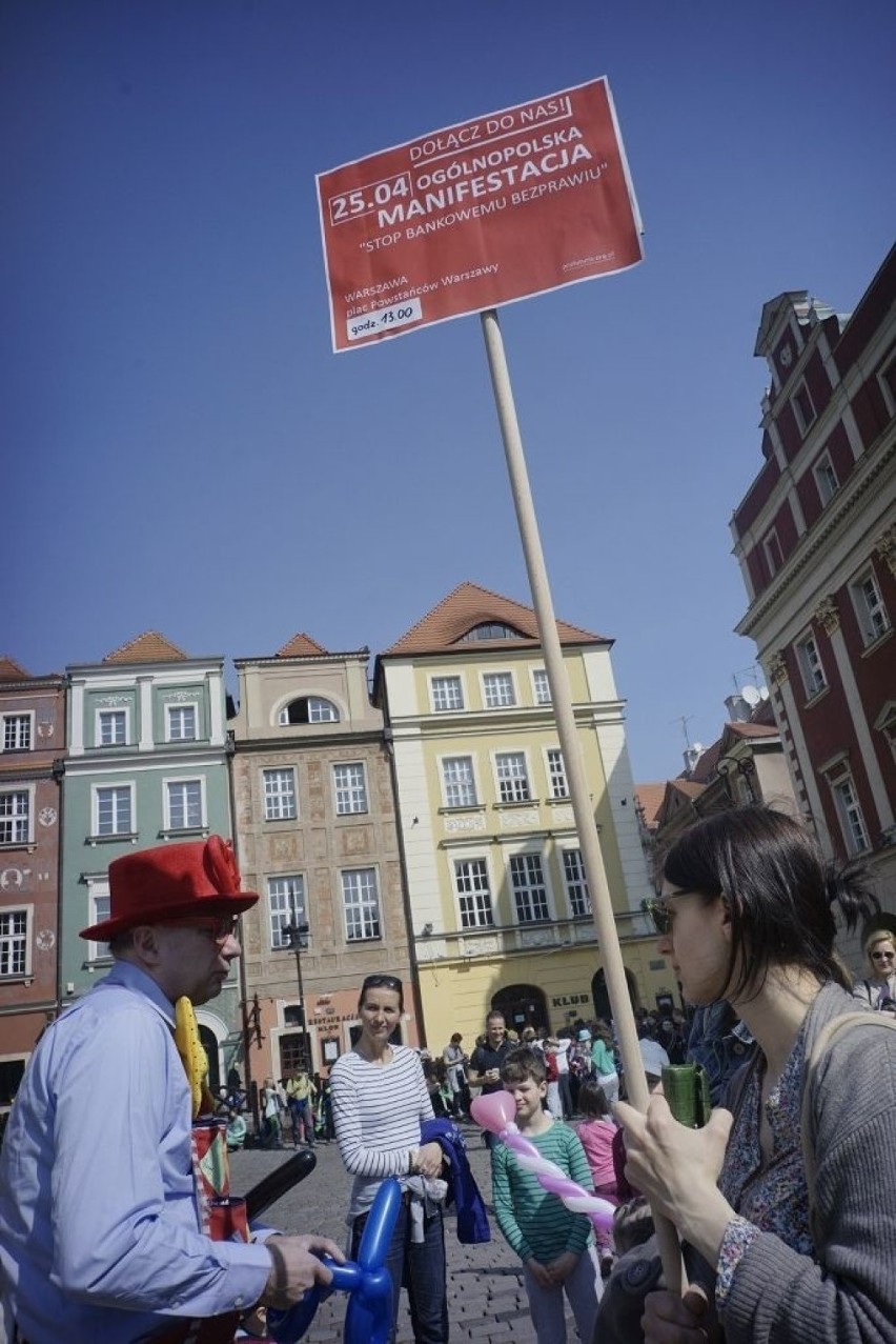 Poznań: Protest "frankowiczów" przeciwko bankowemu bezprawiu