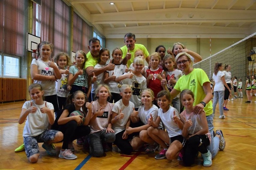 Inauguracja projektu mini siatkówki SPS Volley Piła w hali...