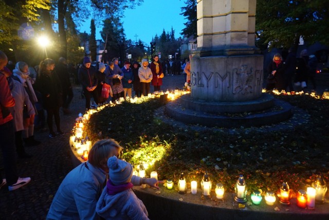 Na tym cmentarzu pochowano ponad 30 tysięcy osób.