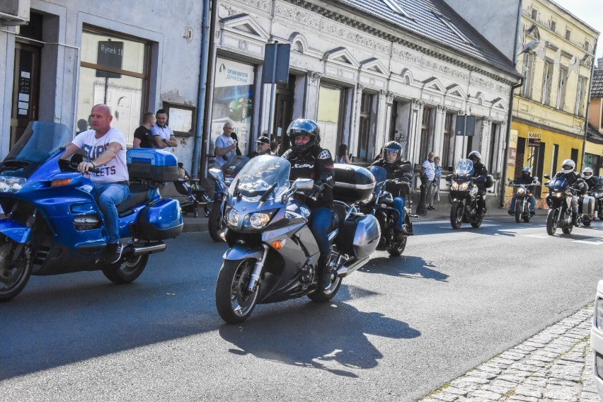 Obrzycko. Stalowe rumaki i kultowe bryki na pikniku strażackim [ZDJĘCIA]