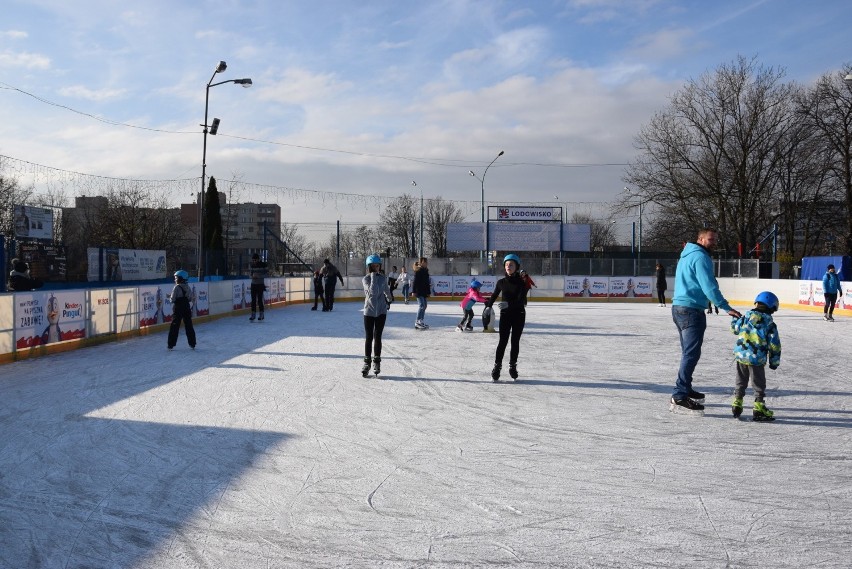 Lodowisko przy ulicy Katowickiej w Chorzowie