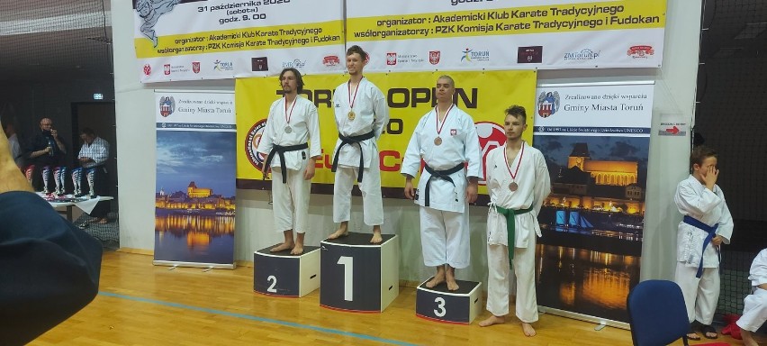 Sukcesy Klubu Karate Inochi Gniezno. Z zawodów wrócili z 15 medalami!