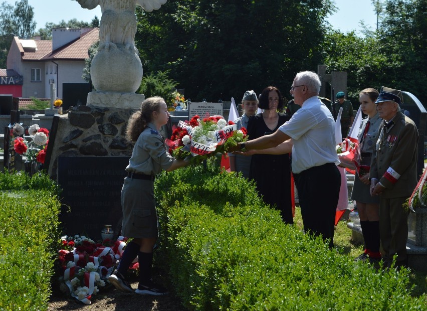 80. rocznica zbrodni na Gruszce. Mieszkańcy powiatu sanockiego uczcili pamięć 112 zamordowanych więźniów